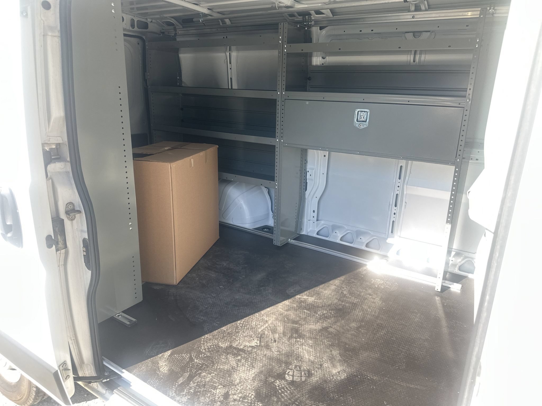 Used 2025 RAM ProMaster 2500 w/ Safety Group FWD image 15