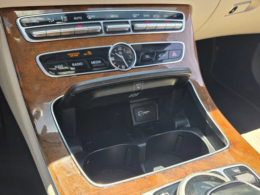 Used 2020 Mercedes-Benz E 350 Sedan image 24