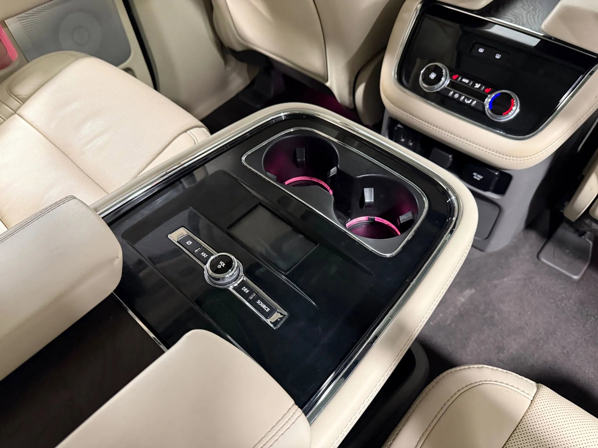 Used 2020 Lincoln Navigator Reserve w/ Luxury Package image 66