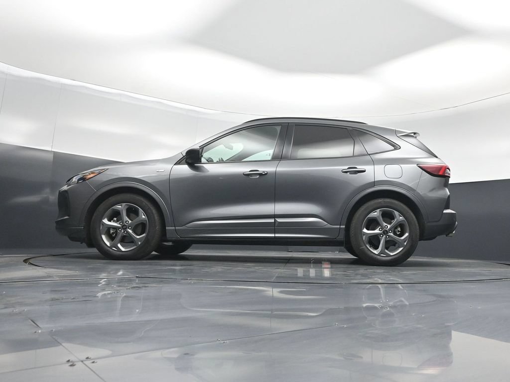 Certified 2023 Ford Escape ST-Line w/ Tech Pack #1 FWD image 8