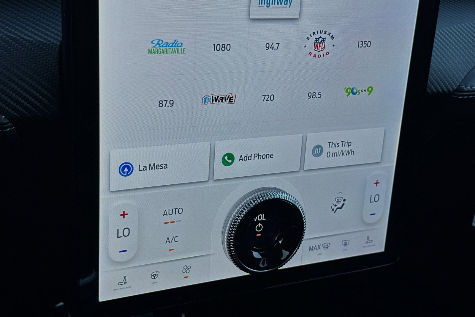 New 2024 Ford Mustang Mach-E Select w/ Comfort Package Lite image 16