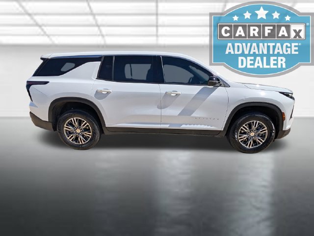 Certified 2024 Chevrolet Traverse LS FWD image 43