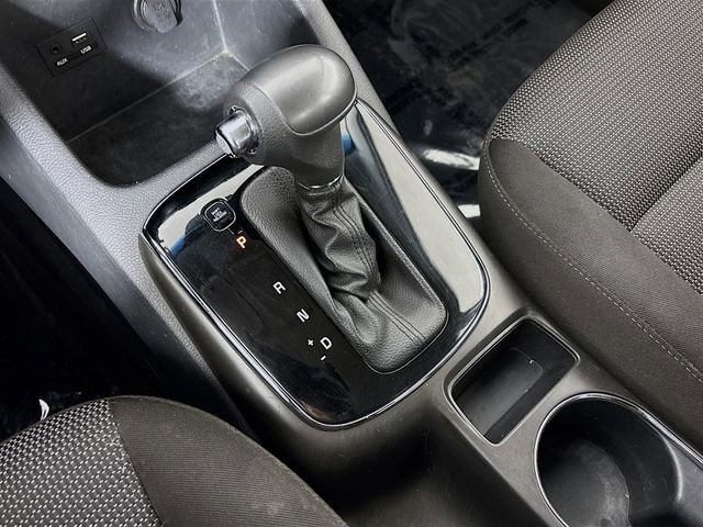 Used 2017 Kia Forte LX image 15
