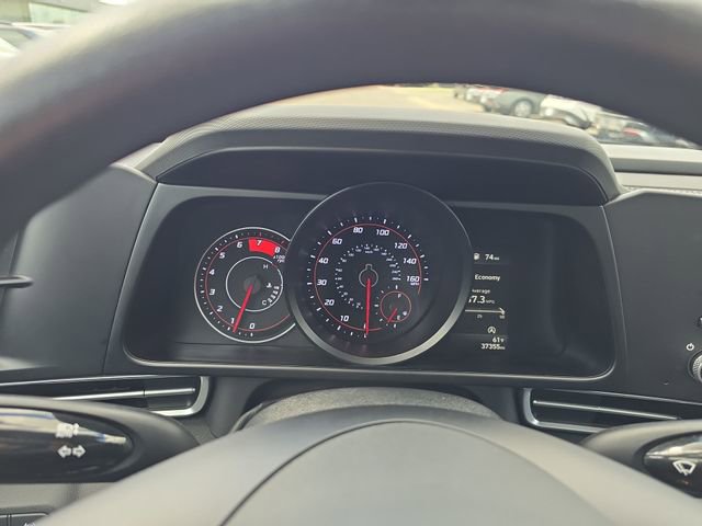 Certified 2021 Hyundai Elantra SE FWD image 15
