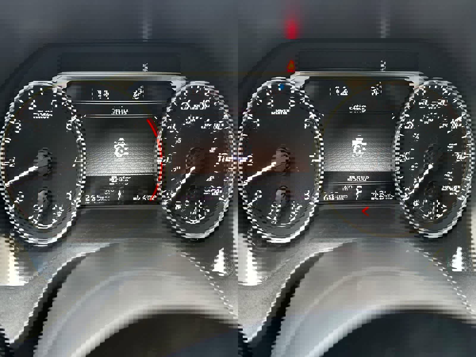 Used 2023 Nissan Rogue SL w/ SL Premium Package image 17