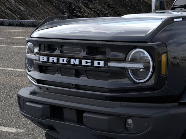 New 2026 Ford Bronco Outer Banks AWD/4WD image 19