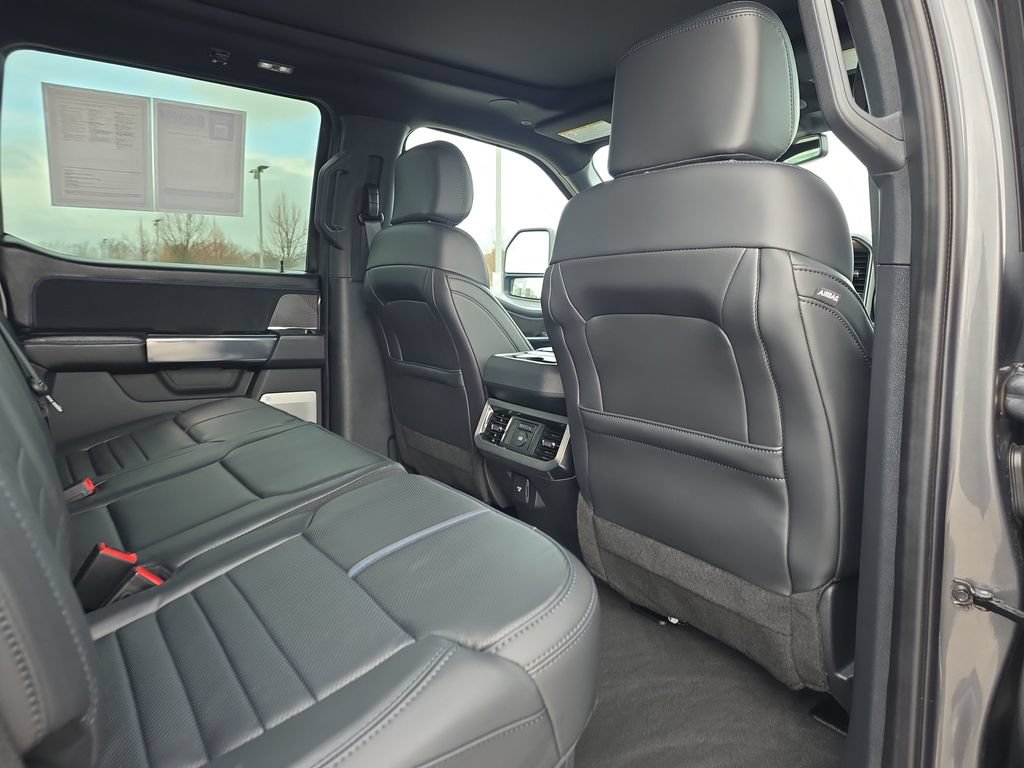 Used 2025 Ford F250 Platinum AWD/4WD image 50