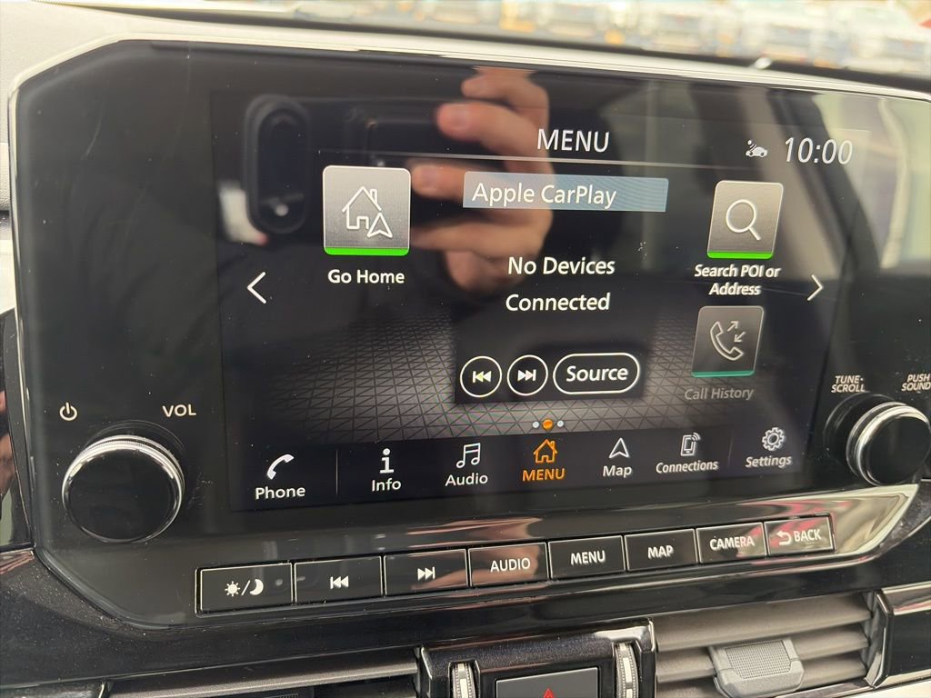 Used 2025 Nissan Pathfinder SL w/ Black Appearance Package image 15