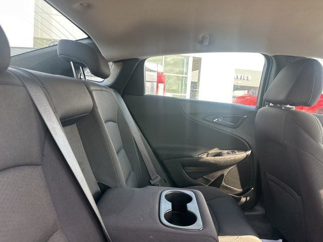 Used 2022 Chevrolet Malibu LT FWD image 13