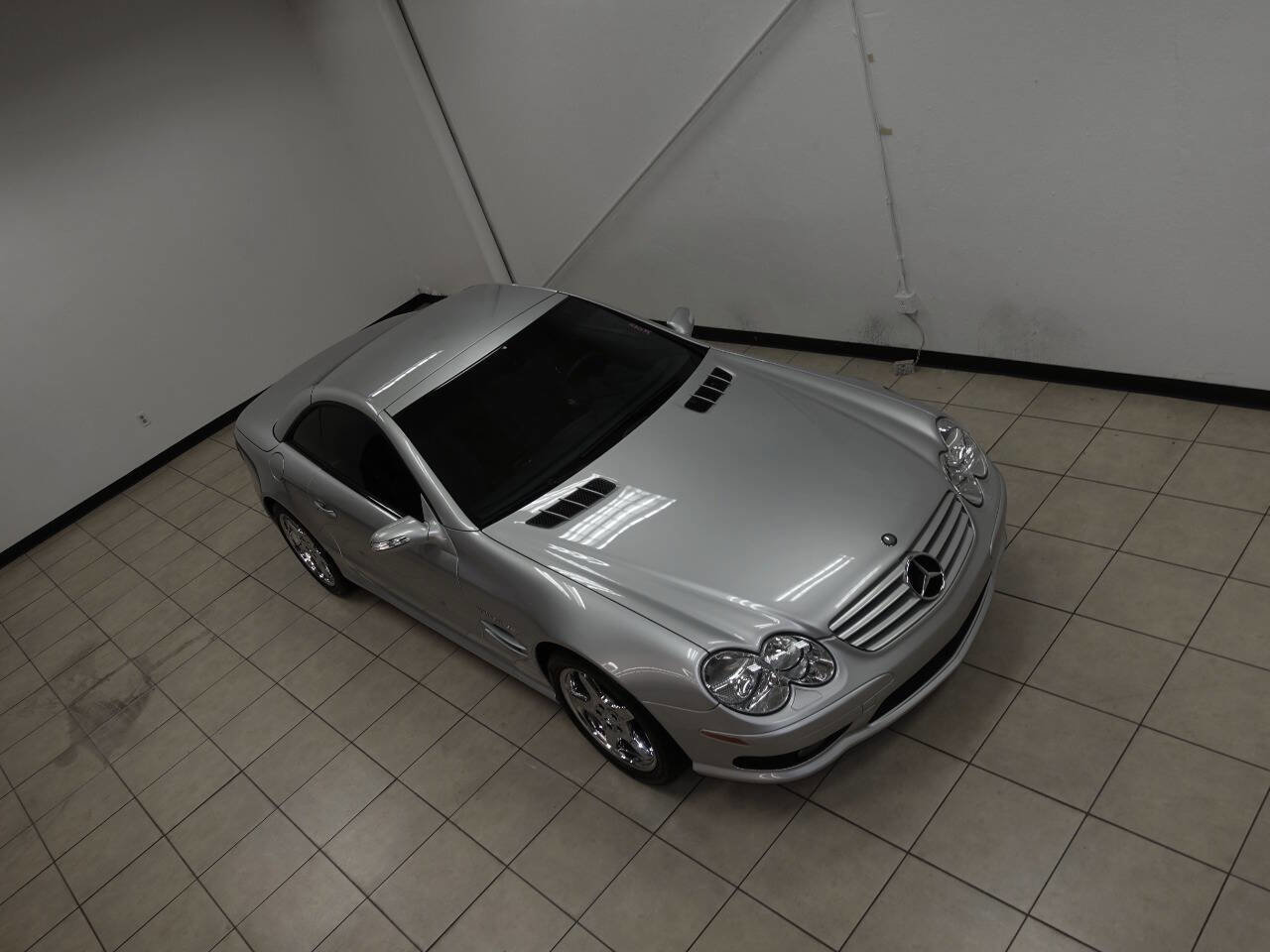 Used 2004 Mercedes-Benz SL 55 AMG SL 55 AMG 2dr Convertible image 17