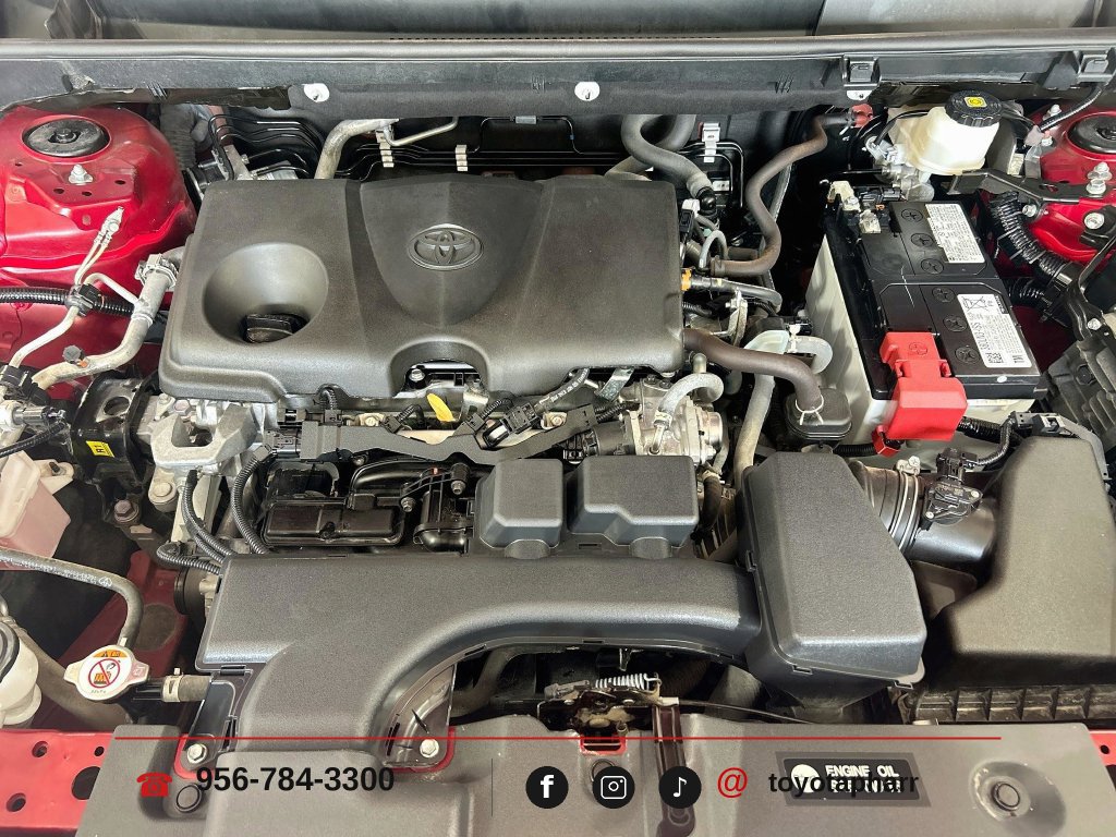 Used 2024 Toyota RAV4 XLE Premium FWD image 28
