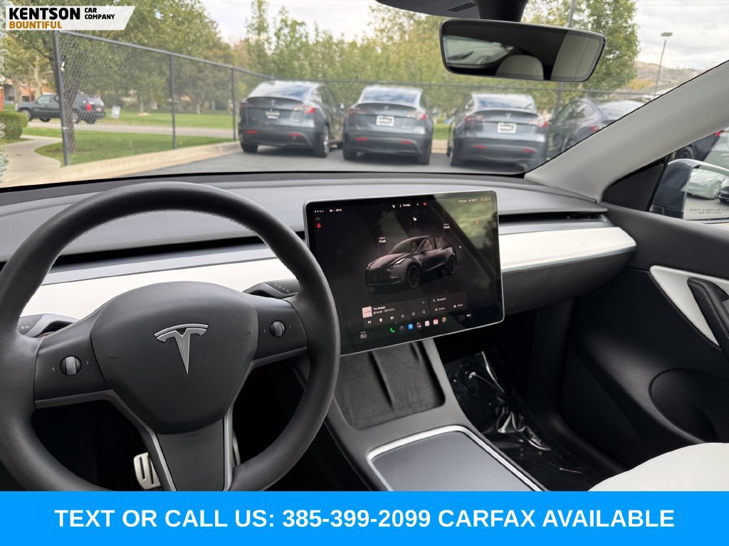 Used 2022 Tesla Model Y Performance AWD/4WD image 17