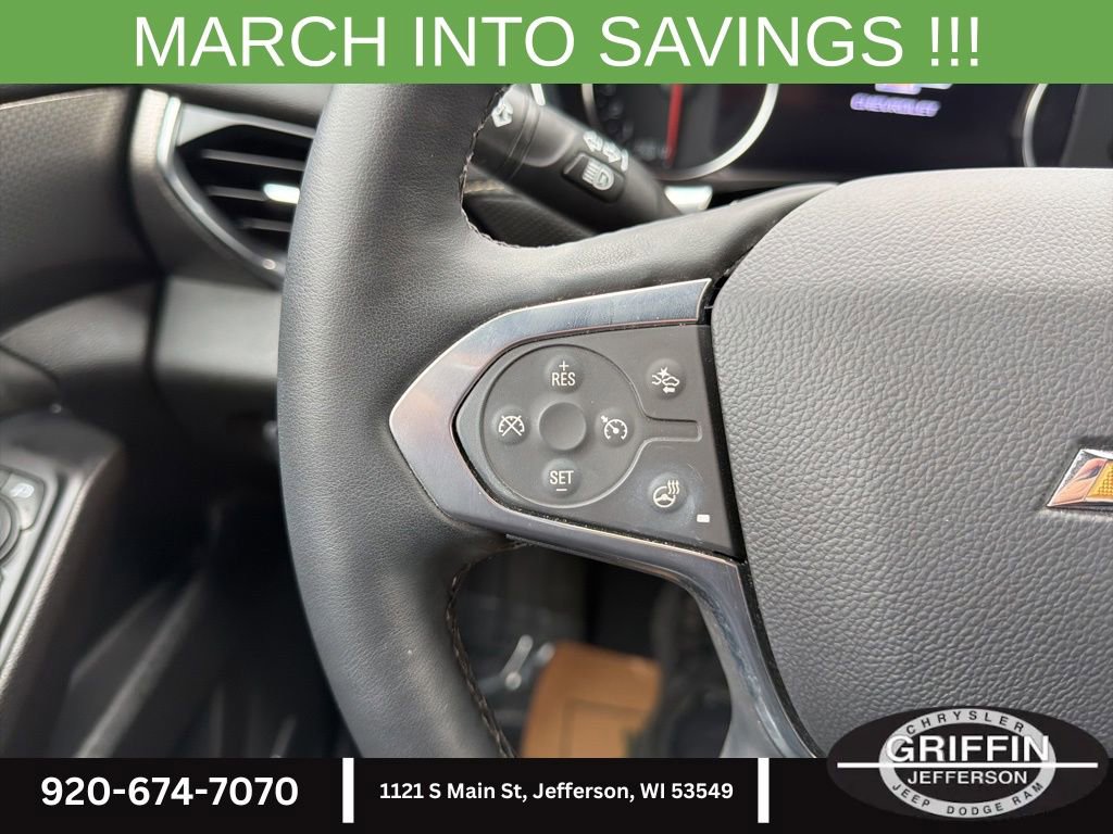 Used 2023 Chevrolet Traverse Premier image 15