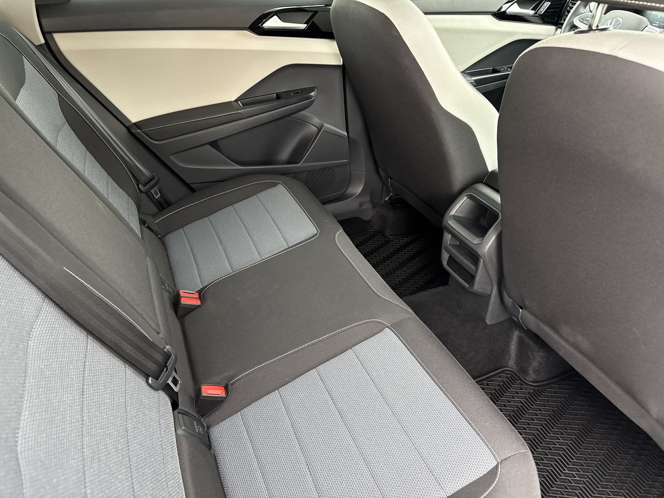 Certified 2026 Volkswagen Taos S FWD image 23