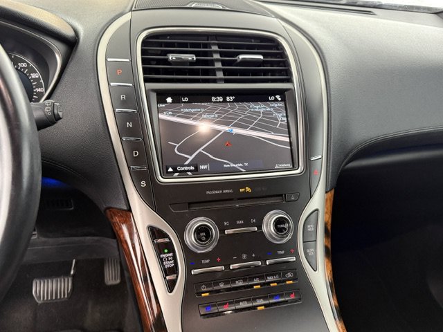 Used 2018 Lincoln MKX Reserve FWD image 11