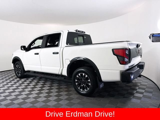 Used 2024 Nissan Titan PRO-4X w/ Pro-4x Convenience Package image 21