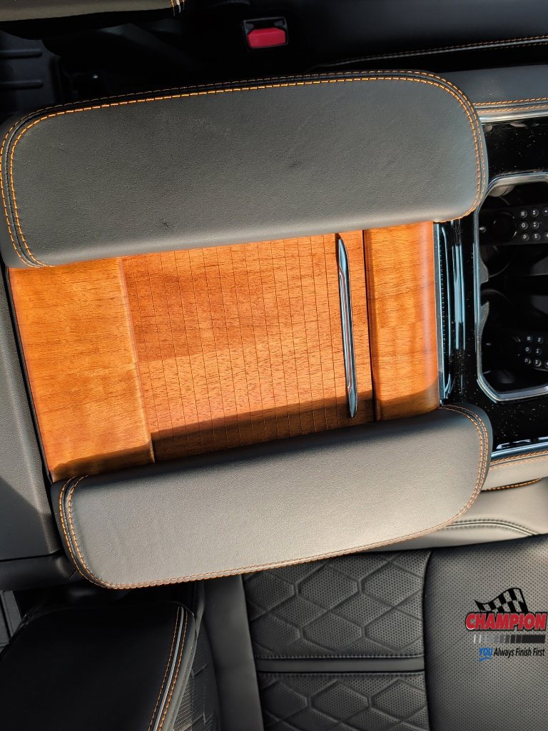 Used 2022 Jeep Grand Wagoneer Series III w/ Rear-Seat Entertainment Group AWD/4WD image 37
