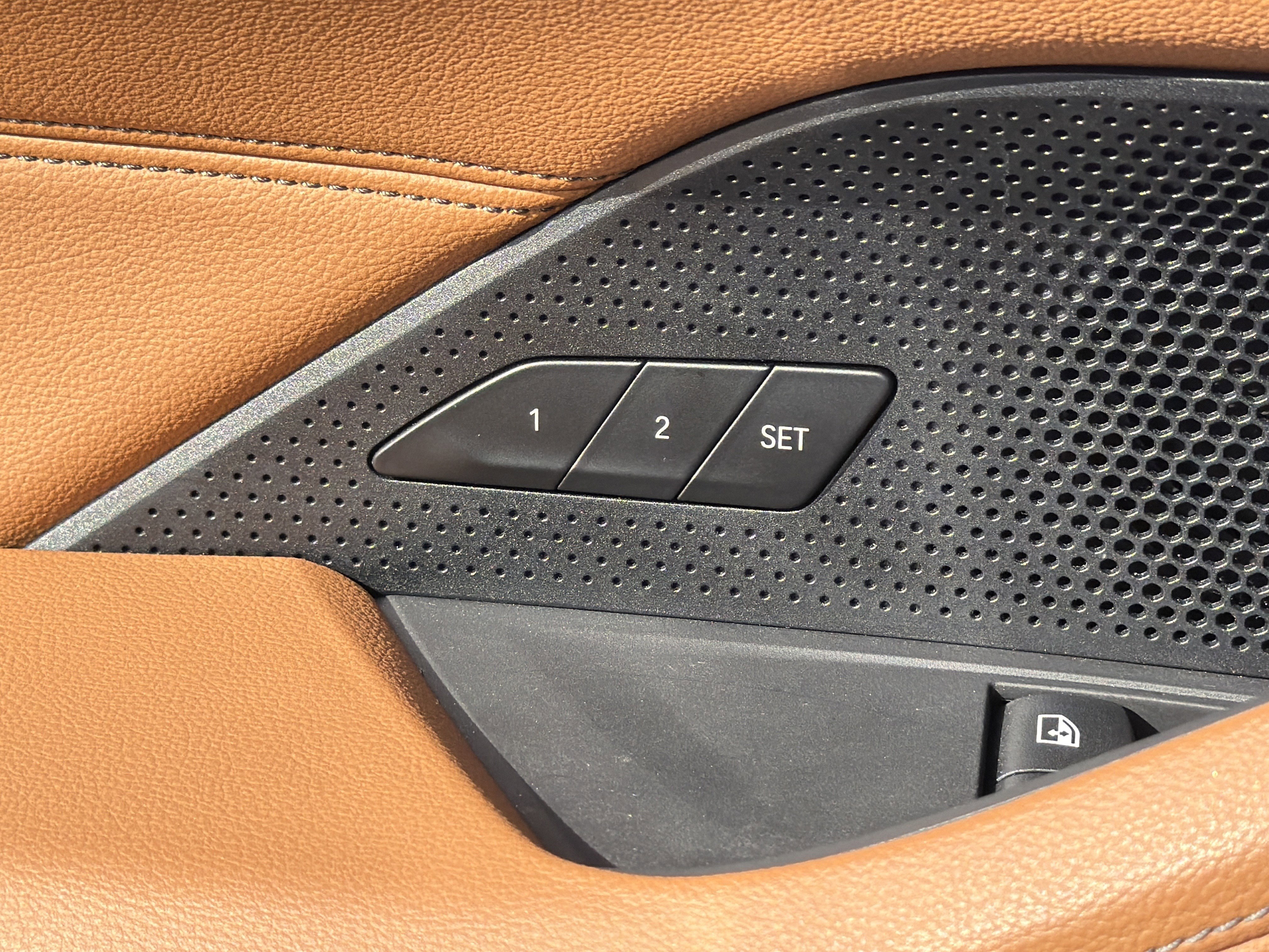 Certified 2025 BMW 430i Coupe w/ Convenience Package image 15