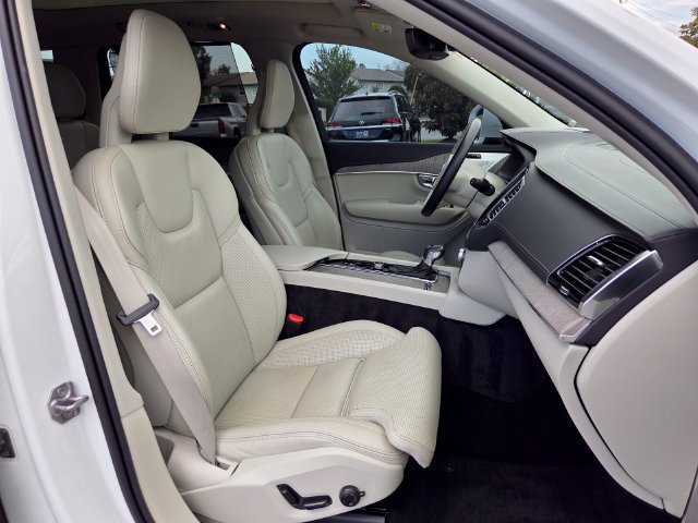Used 2022 Volvo XC90 T6 Inscription w/ Advanced Package AWD/4WD image 26