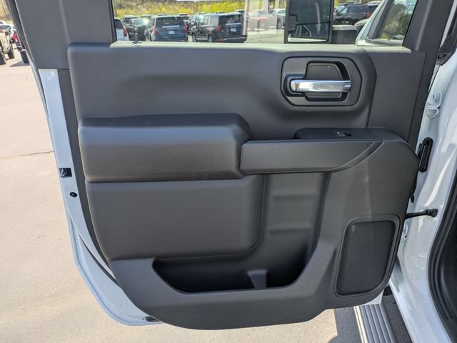 New 2026 GMC Sierra 3500 Pro w/ Convenience Package AWD/4WD image 25