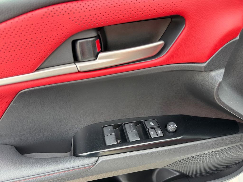 Used 2025 Toyota Camry XSE image 23