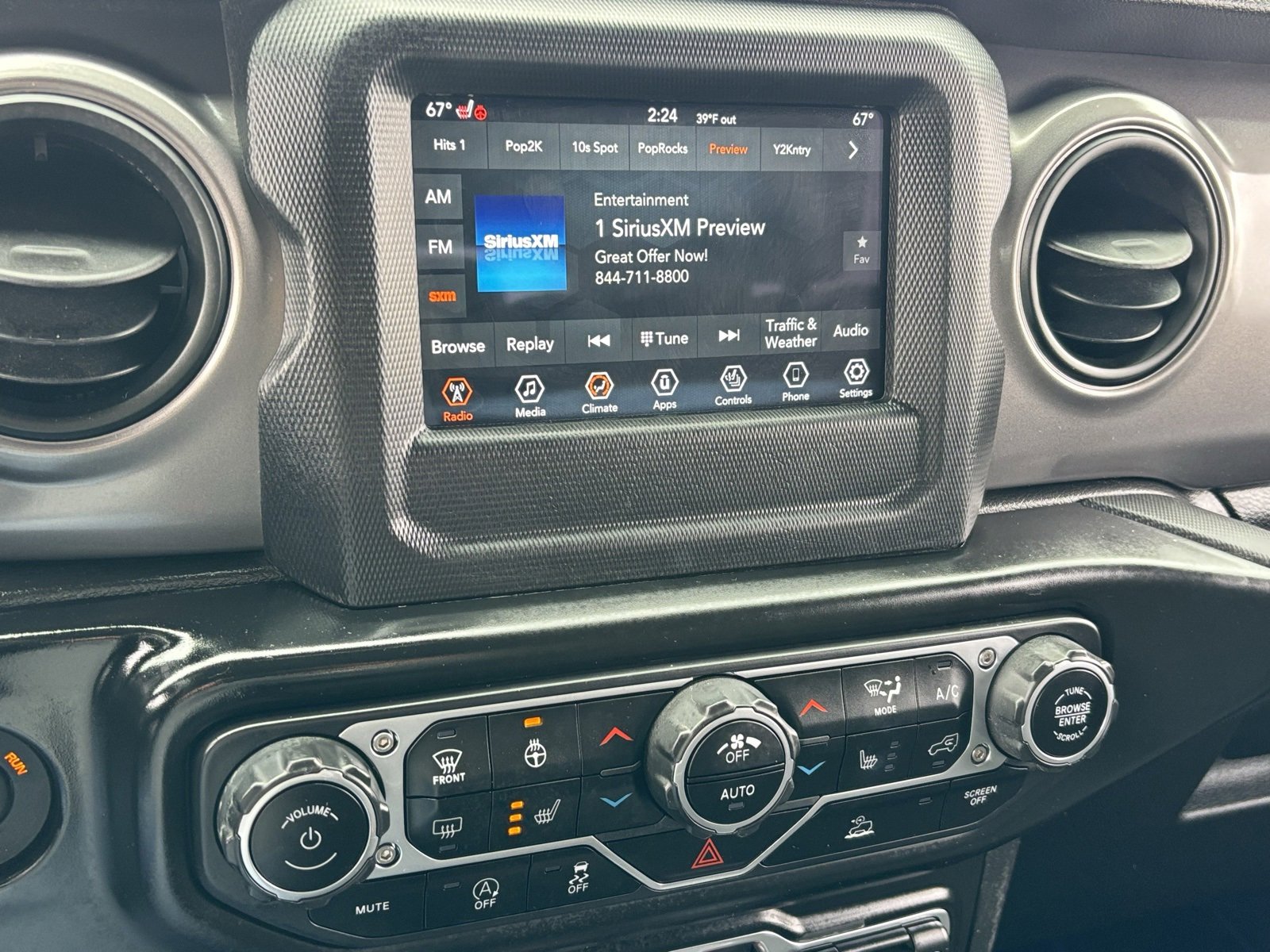 Used 2021 Jeep Gladiator Willys image 6