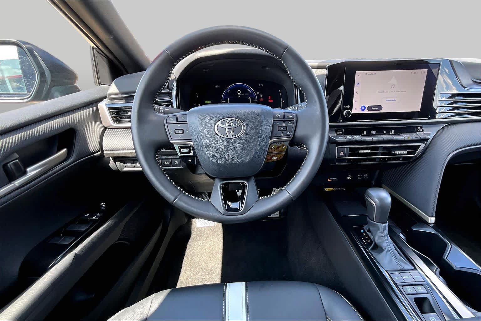 Used 2026 Toyota Camry SE FWD image 6