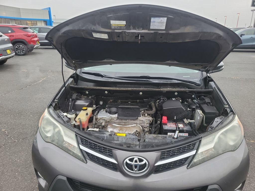 Used 2015 Toyota RAV4 XLE image 18