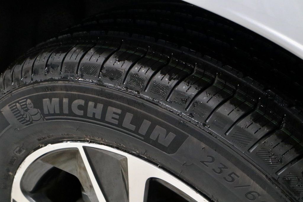 Used 2024 Lexus RX 350 Premium w/ Accessory Package (Z1) image 20