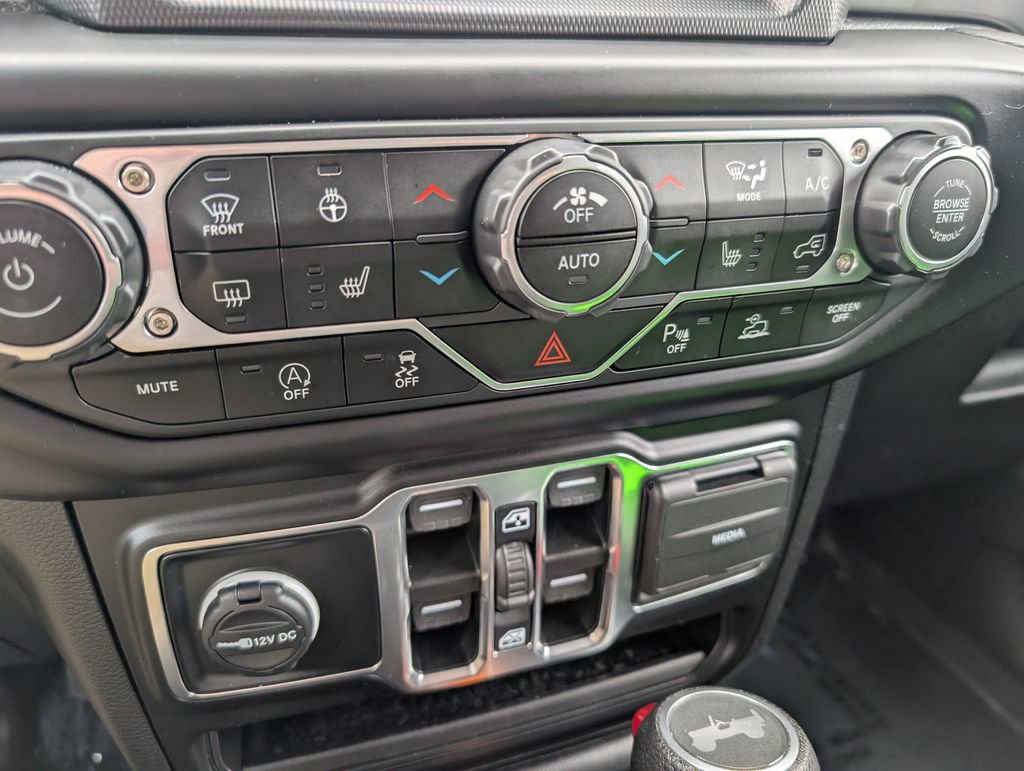 Used 2023 Jeep Wrangler Sahara w/ LED Lighting Group image 23