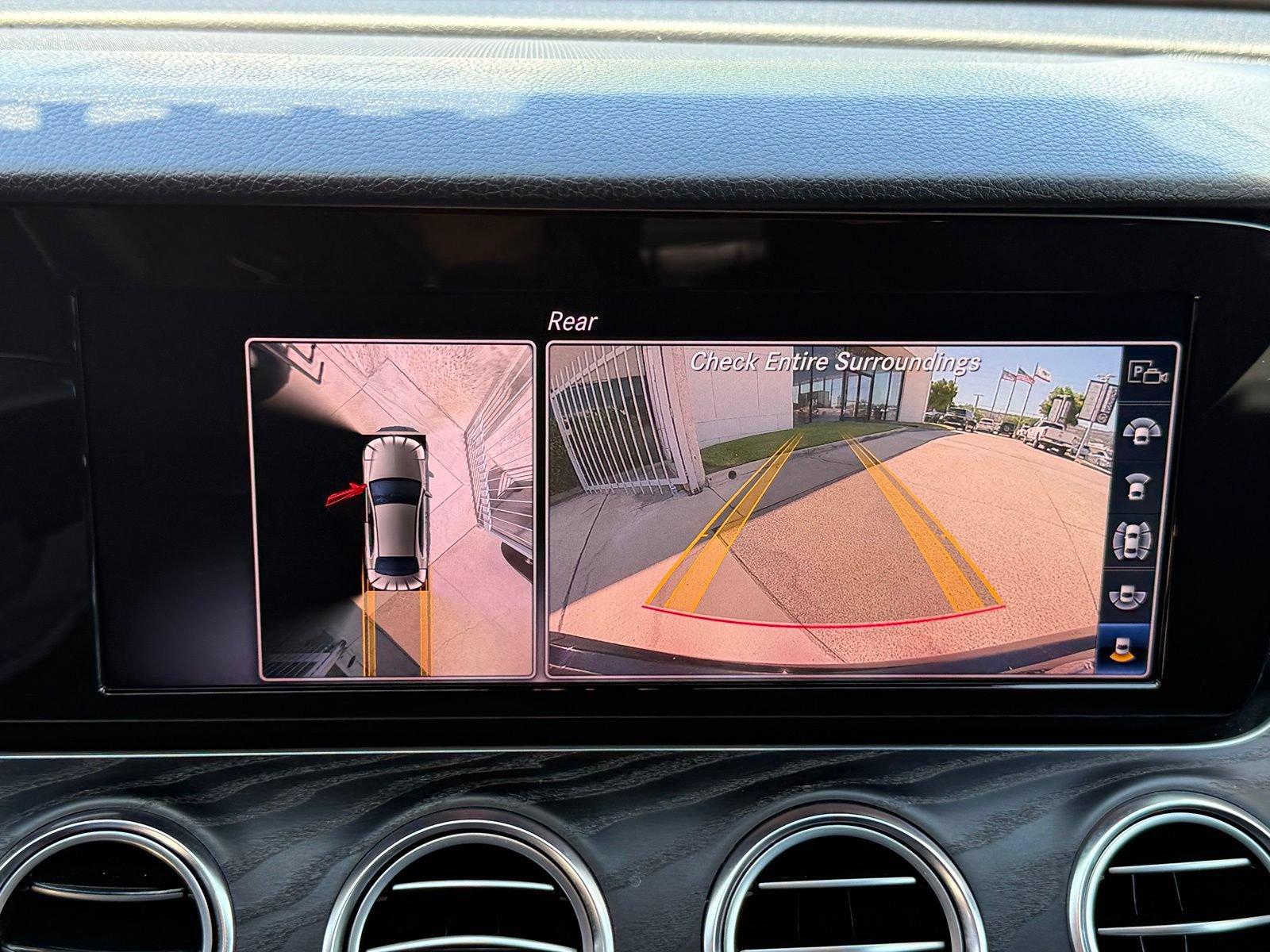 Used 2019 Mercedes-Benz E 300 image 36