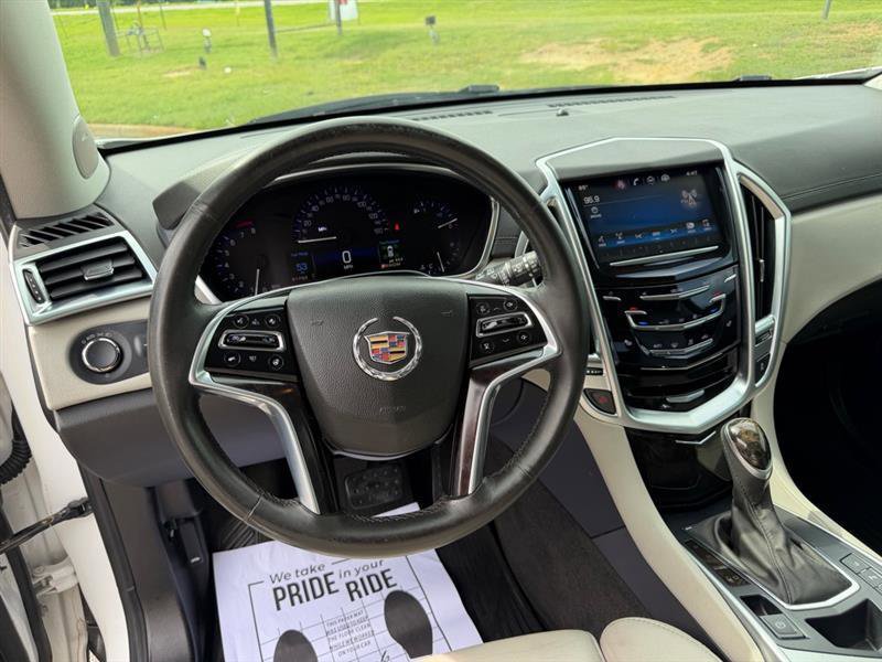 Used 2015 Cadillac SRX Luxury w/ Driver Awareness Package FWD image 5