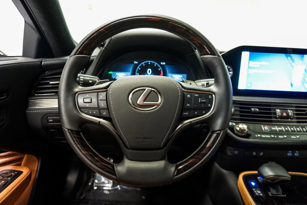 Used 2024 Lexus LS 500 AWD w/ Interior Upgrade Package image 16