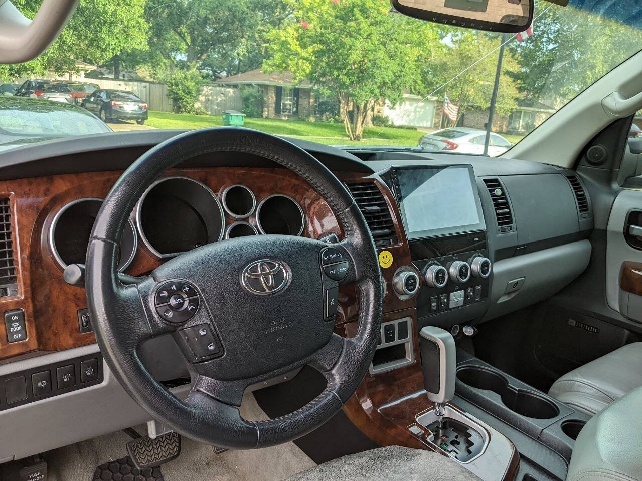 Used 2008 Toyota Sequoia Limited w/ Cold Area Pkg AWD/4WD image 15