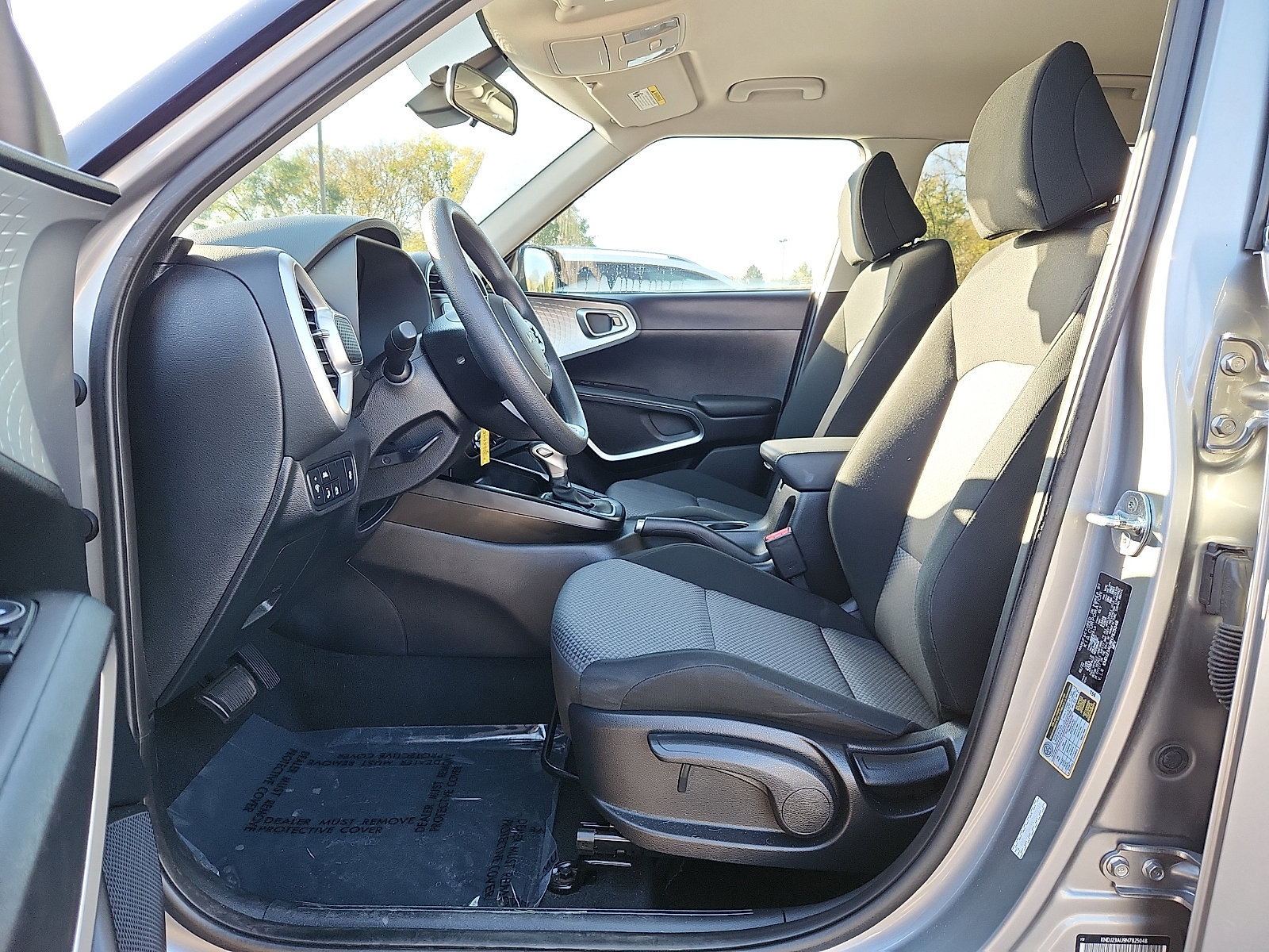 Used 2022 Kia Soul LX w/ Technology Package FWD image 13