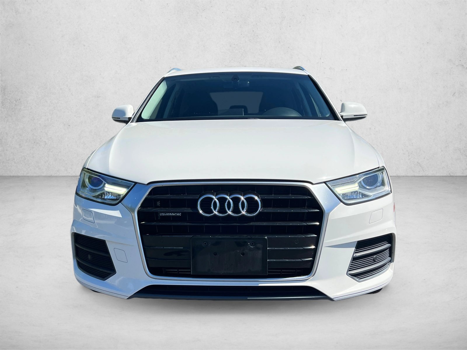 Used 2017 Audi Q3 2.0T Premium AWD/4WD image 2