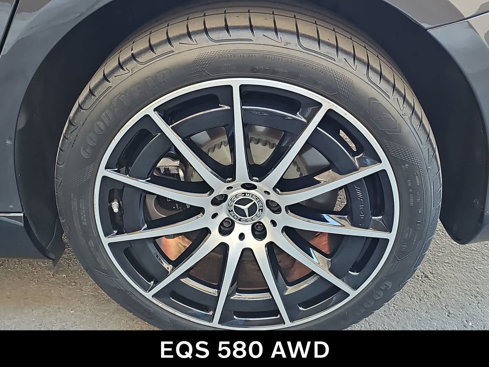 Used 2023 Mercedes-Benz EQS 580 4MATIC Sedan image 12
