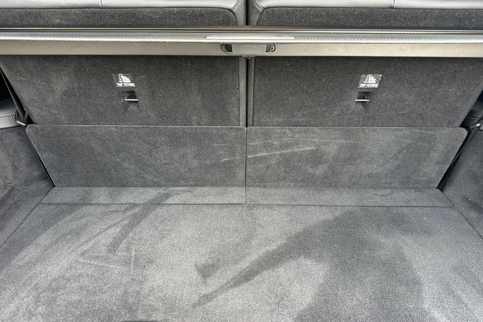 Used 2025 Mercedes-Benz GLS 450 4MATIC image 36