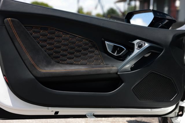Used 2019 Lamborghini Huracan LP 580-2 RWD image 63