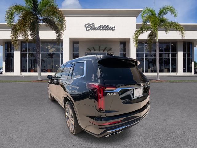 Used 2023 Cadillac XT6 Premium Luxury FWD image 11