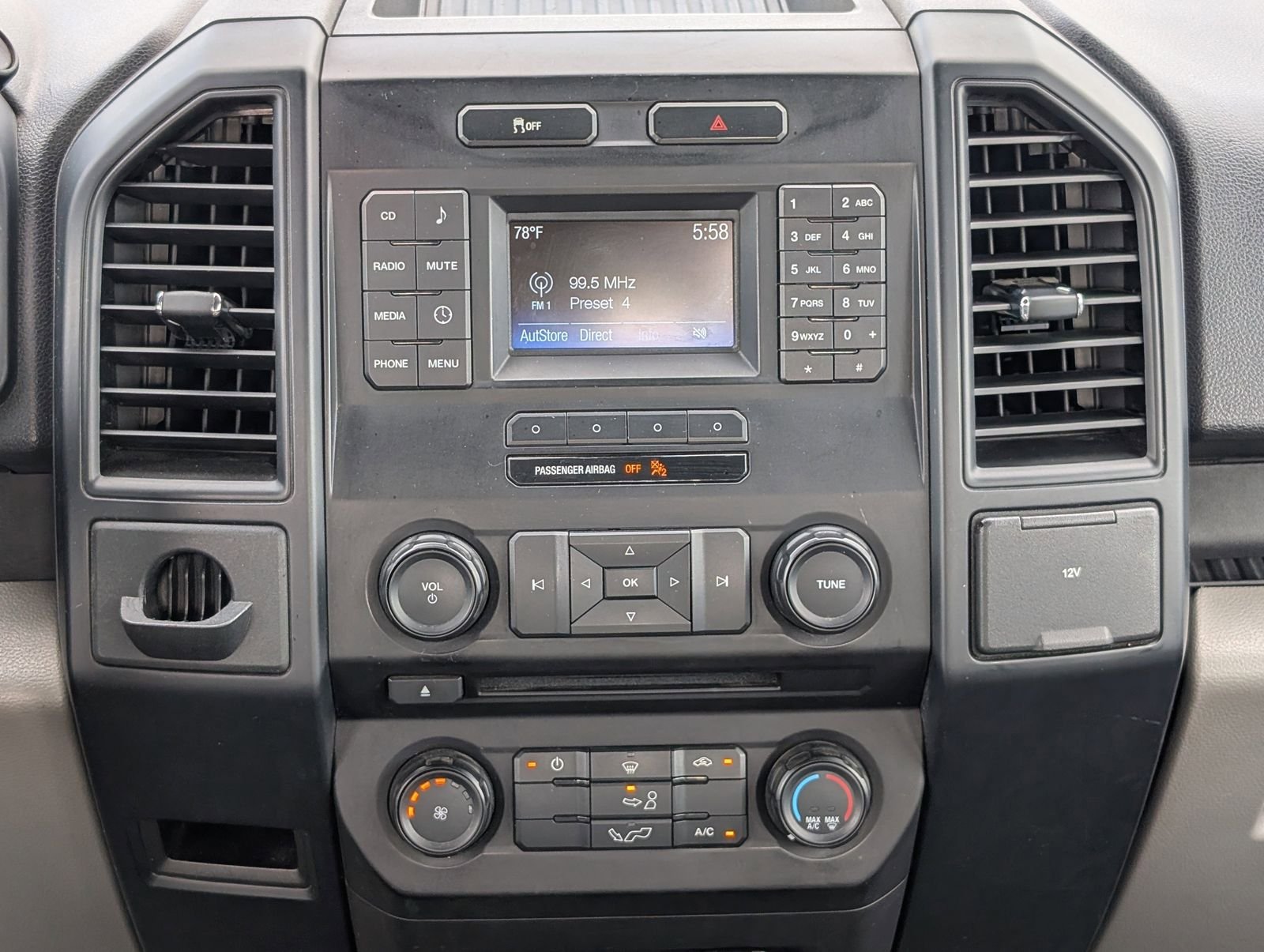 Used 2015 Ford F150 XL w/ Equipment Group 101A Mid RWD image 15