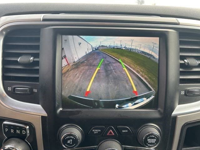 Used 2017 RAM 1500 Classic SLT w/ SLT Plus D￩cor Group image 24