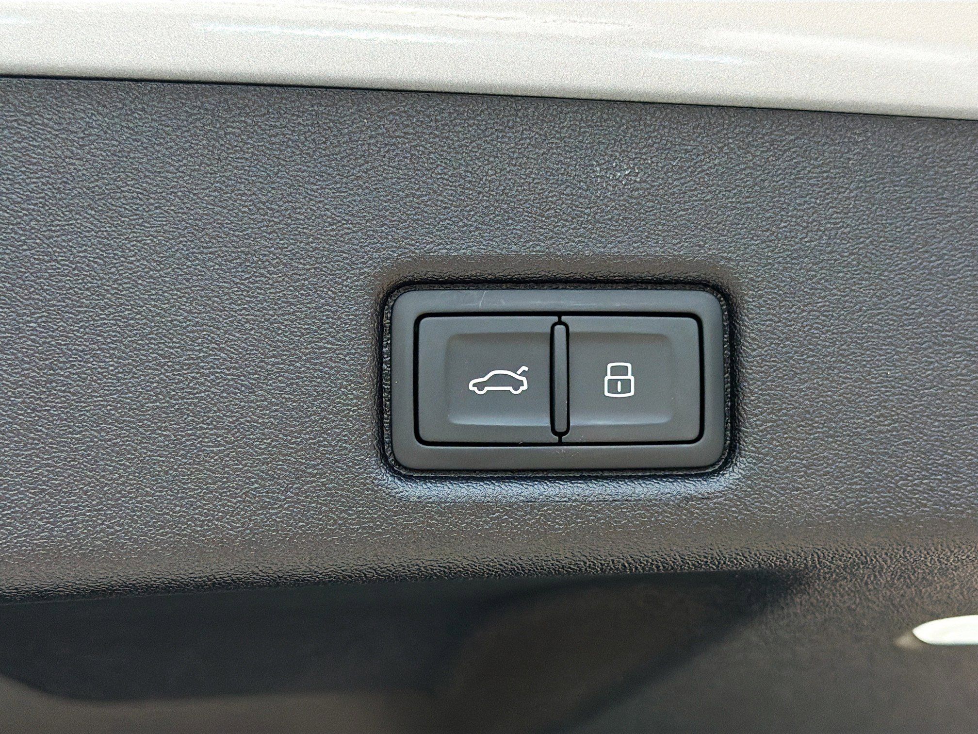 New 2025 Audi Q5 Premium image 13