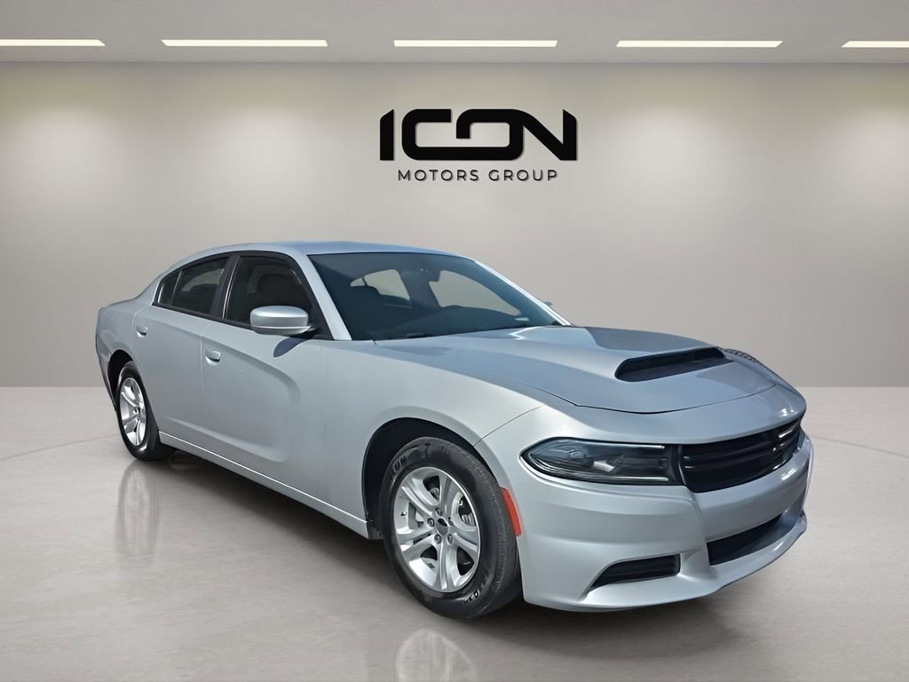 Used 2022 Dodge Charger SXT RWD image 5