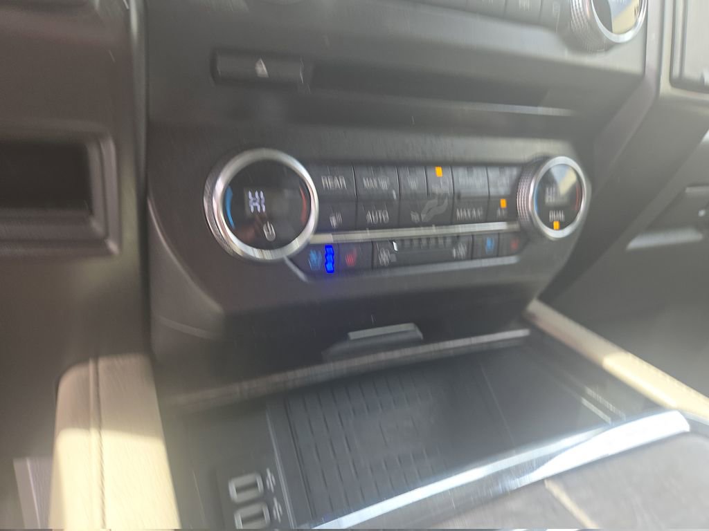 Used 2018 Ford Expedition Limited w/ Equipment Group 302A image 19