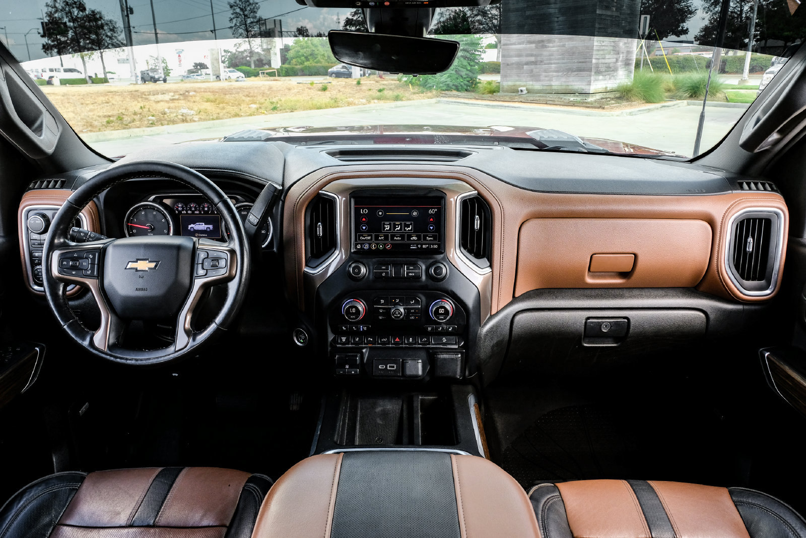 Used 2023 Chevrolet Silverado 2500 High Country w/ Technology Package AWD/4WD image 18