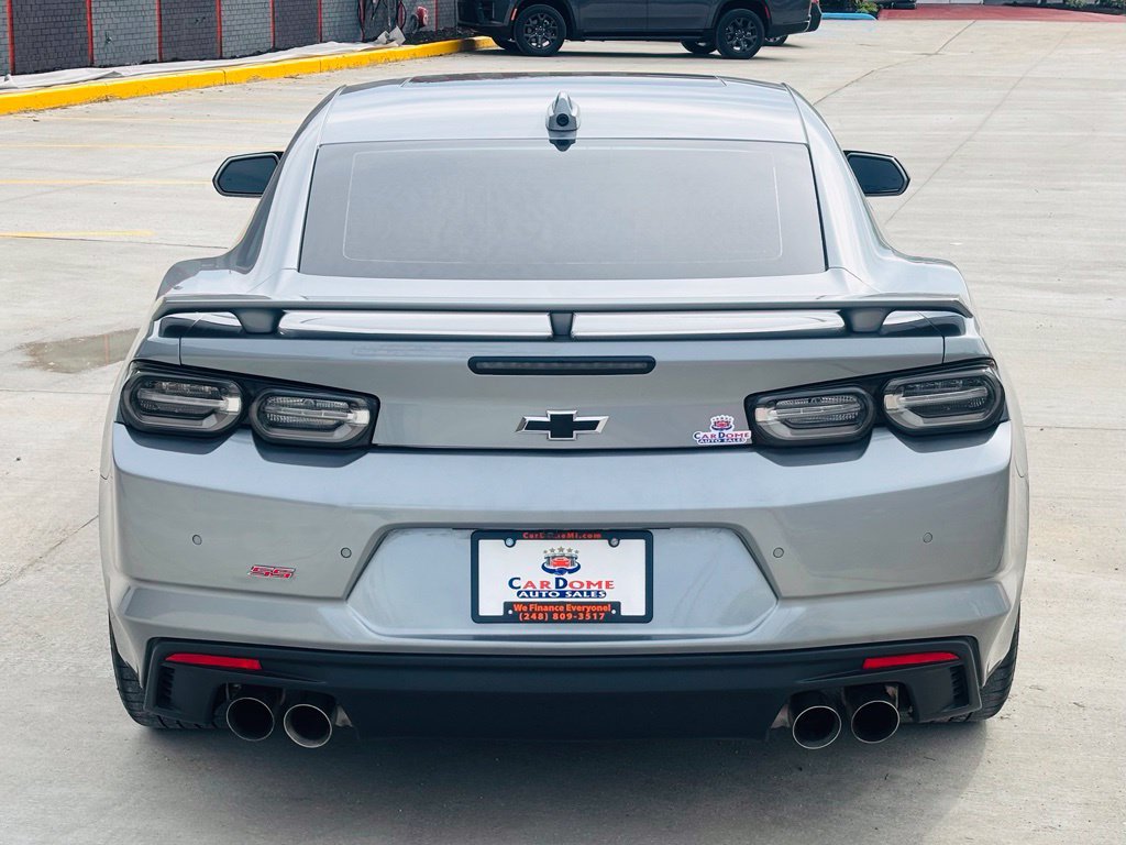 Used 2024 Chevrolet Camaro SS RWD image 8