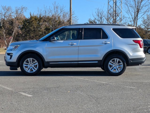 Used 2019 Ford Explorer XLT w/ Equipment Group 201A image 9