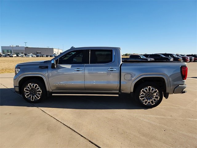 Used 2024 GMC Sierra 1500 Denali Ultimate image 2