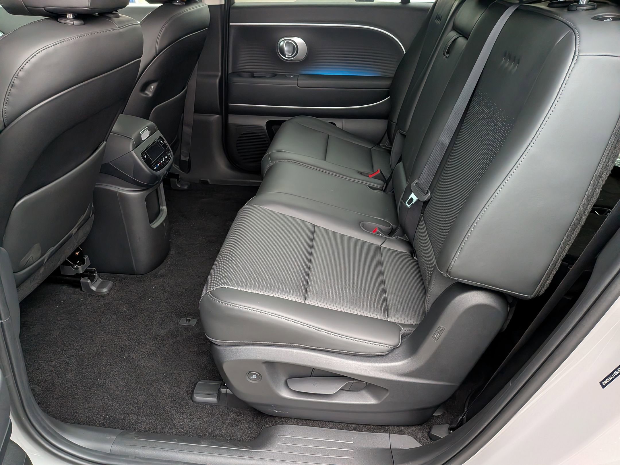 New 2026 Hyundai Ioniq 9 SEL image 19